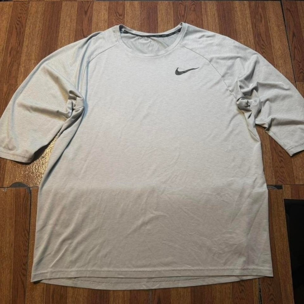 Nike Grey Dri-Fit Tech Sportswear Running Quarter‎ Sleeve Shirt XL